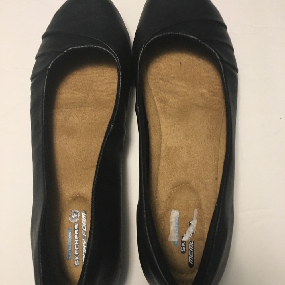 Sketchers flats
